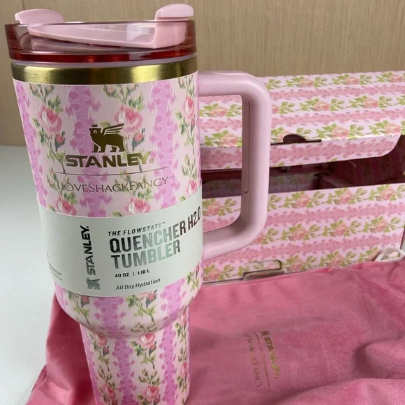 Stanley x LoveShackFancy 40oz Quencher H2.0 Pink Floral Tumbler Gift Set NIB - Picture 3 of 14